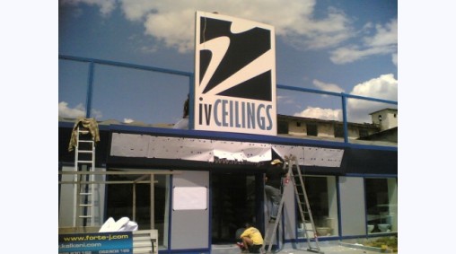 IV Ceilings, гр. Варна - Светеща рекламна табела от винил